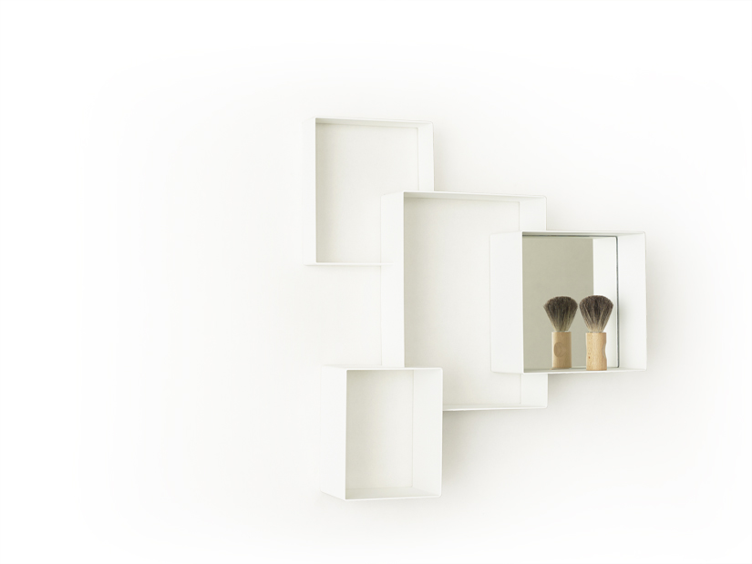 CLoUD CABiNET MiRROR